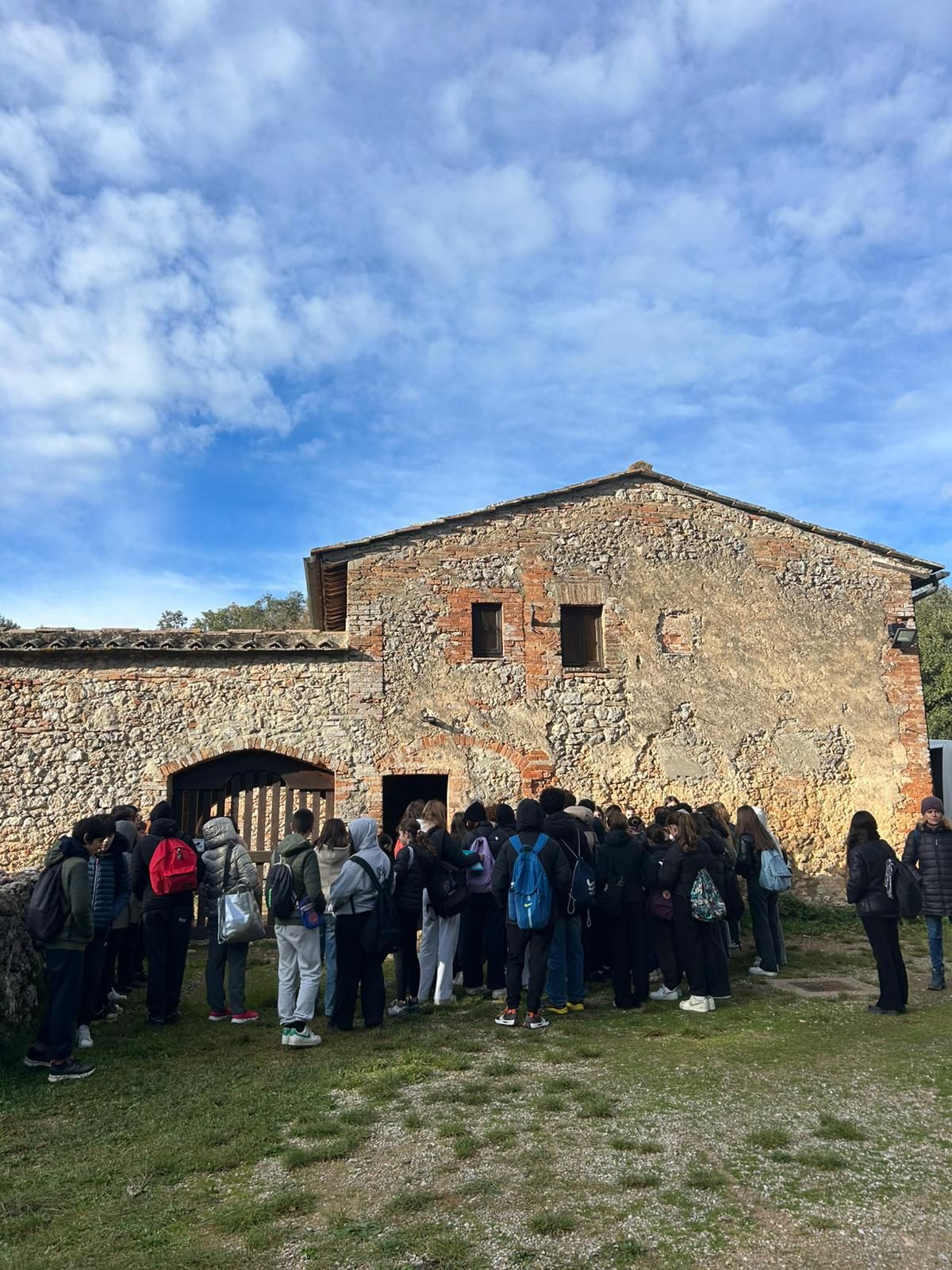 Le classi terze della scuola secondaria di San Gimignano in visita a Casa Giubileo: un percorso di memoria e cittadinanza attiva