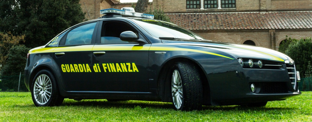 Lucca, Prestiti al 2.000% e minacce. Nei guai otto versiliesi