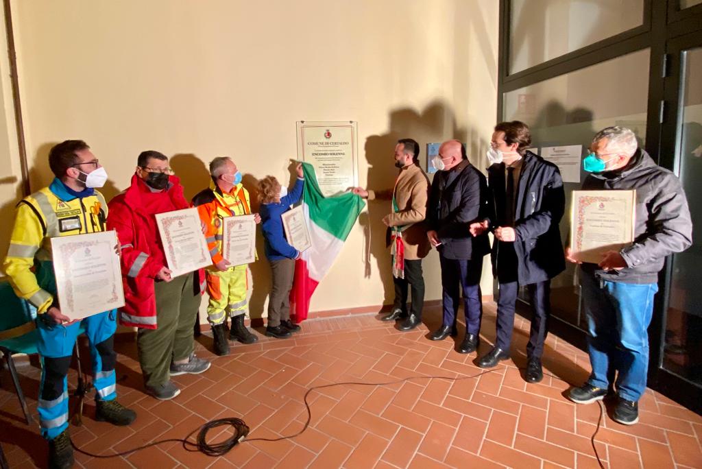 Targa di encomio solenne al volontariato certaldese per l'emergenza Covid (le foto dell'evento)