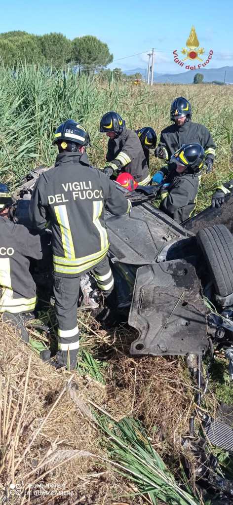 Tragedia a Grosseto, 2 morti e 4 feriti nel frontale tra auto