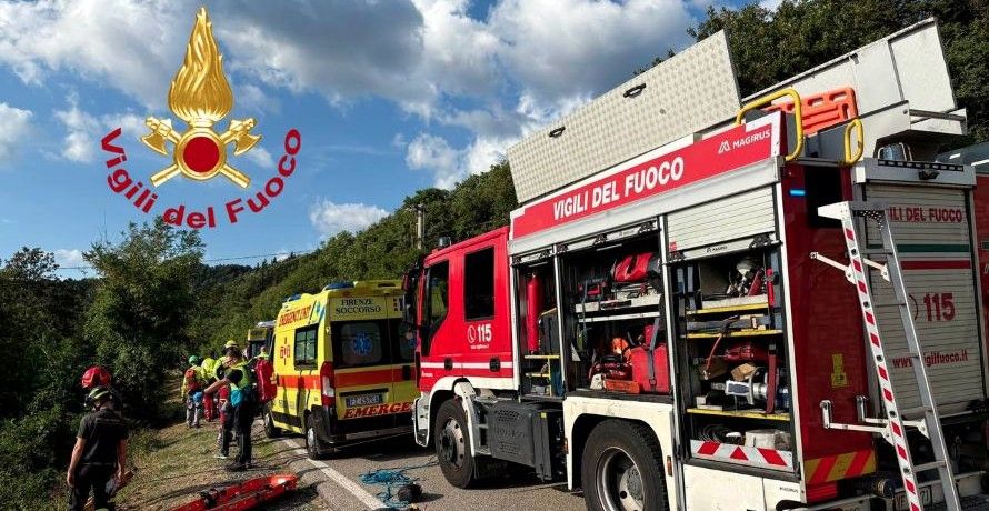 19enne a Sesto finisce nel burrone: interviene Pegaso