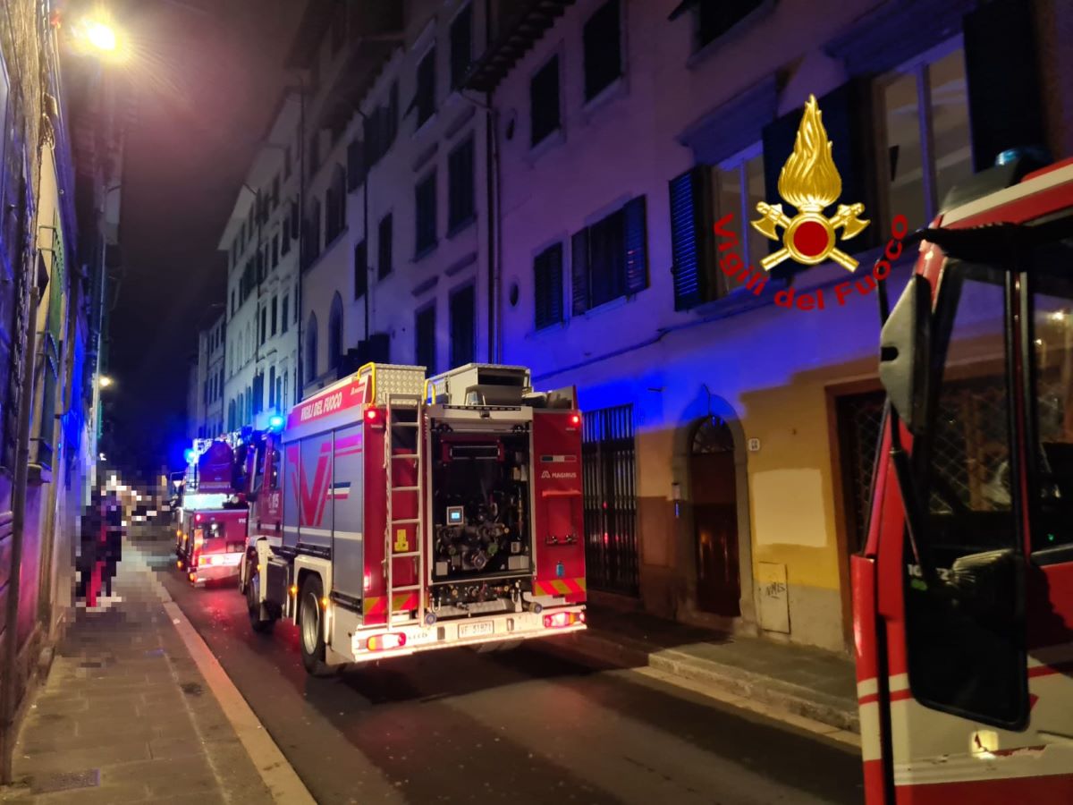 Fuga di gas ed esplosione: paura in centro a Firenze