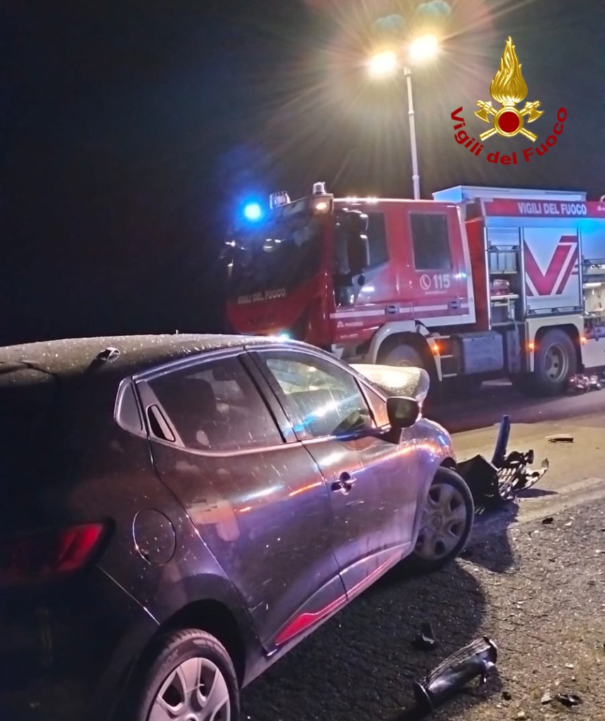 Incidente sulla Siena Grosseto tra 5 veicoli, 8 feriti e strada chiusa a Fontazzi